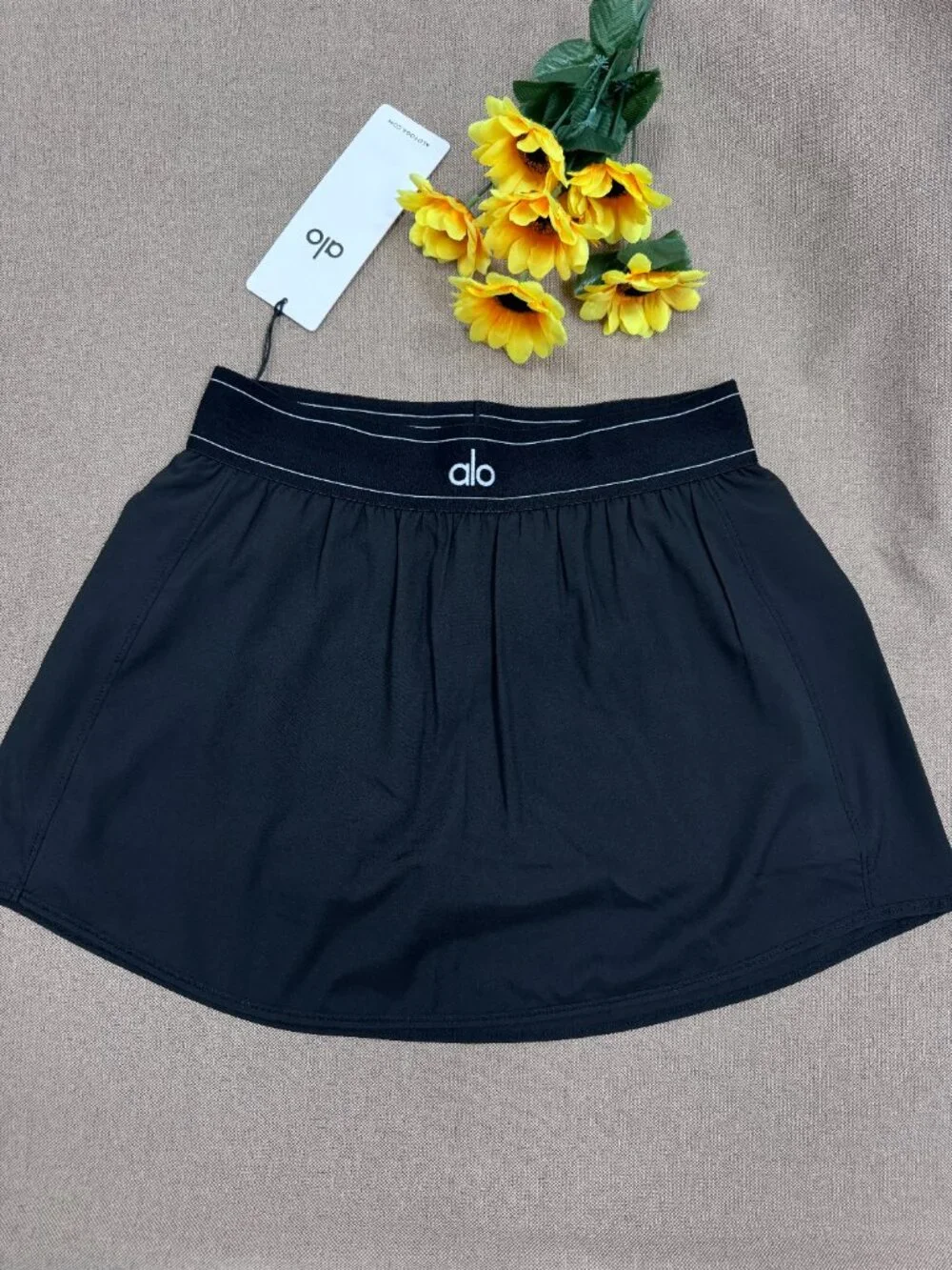 Alo Yoga Match Point Skort Black 🎀 Trendy Tenniscore Mini Skirt & Y2K  - NWT